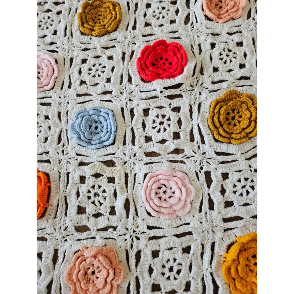 Vintage Handmade Crochet 3D Rose Flower Blanket White Multi Cottagecore 82x64 - Picture 3 of 9